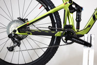 PIVOT Switchblade 2022 M 2004