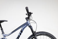 Giant Stance 29 2 Knight Shield S 2022 2368