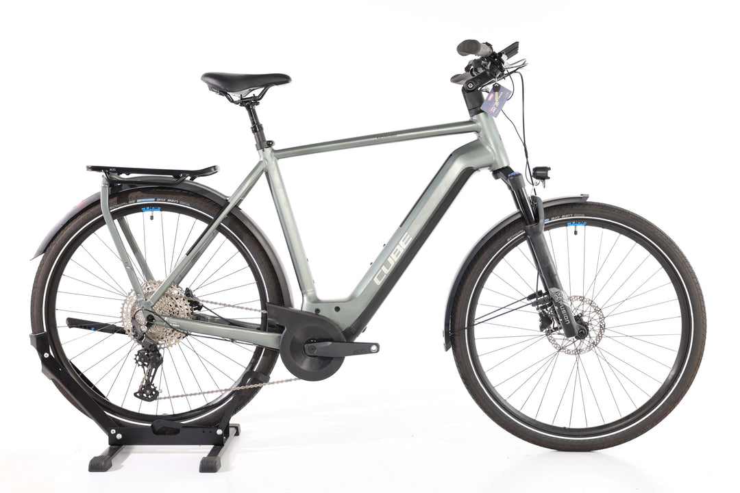 CUBE Kathmandu Hybrid Pro 625 2023 T.62
